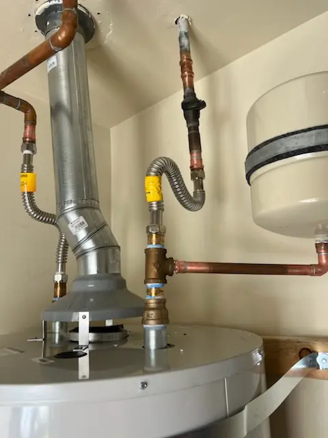 Water heater installation and plumbing repair in Bernalillo